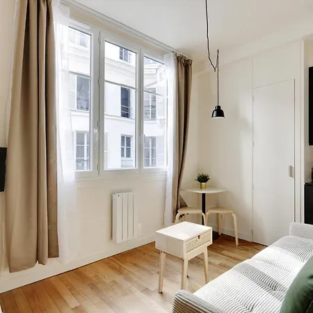 Pick A Flat's In Madeleine - Rue Tronchet * Parigi